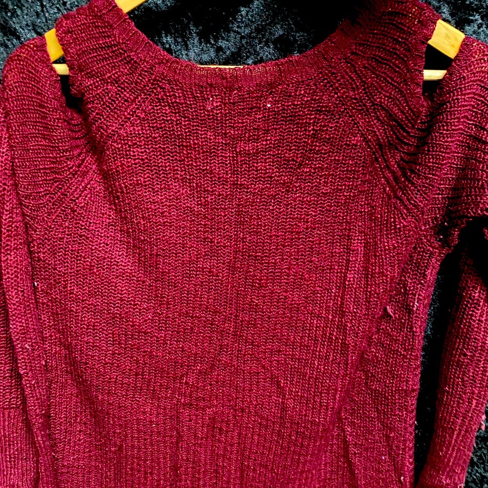 Pink Republic Maroon sweater, Lg.